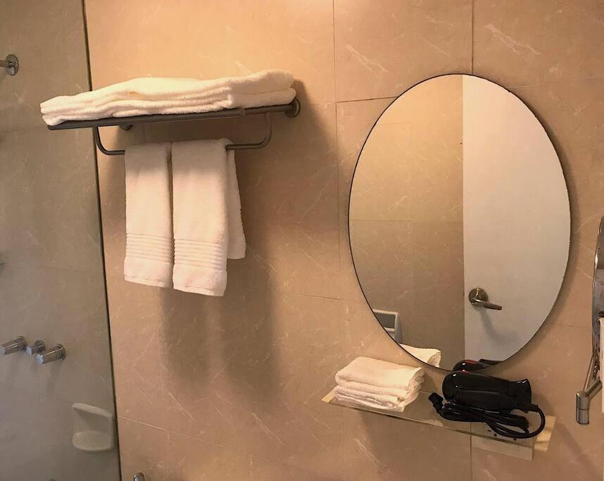 Spacious Bgc 2 Bedroom With A View Manila Dış mekan fotoğraf