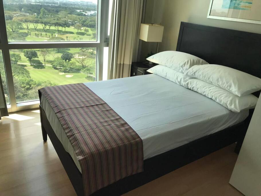 Spacious Bgc 2 Bedroom With A View Manila Dış mekan fotoğraf