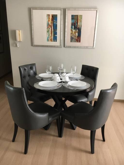 Spacious Bgc 2 Bedroom With A View Manila Dış mekan fotoğraf